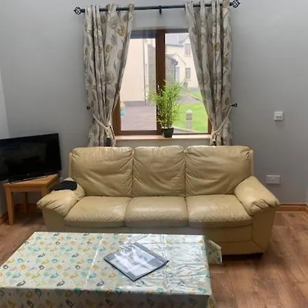 No 14 Village House, Sneem, 4 Bedrooms Nyaraló Sneem