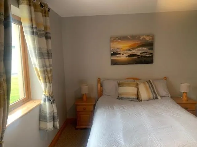 Дом отдыха No 14 Village House, Sneem, 4 Bedrooms *